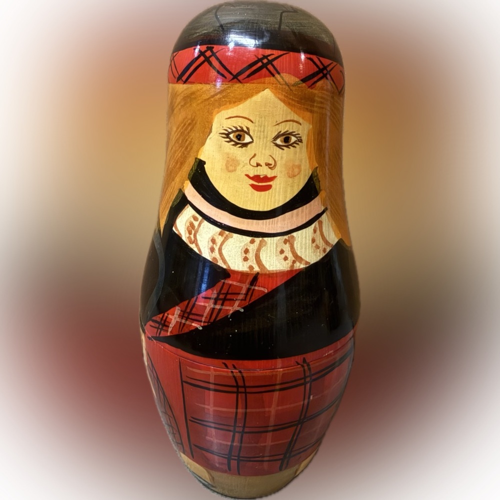 Vintage Hand-Painted Russian Female Nesting Doll | 5 piece Set
